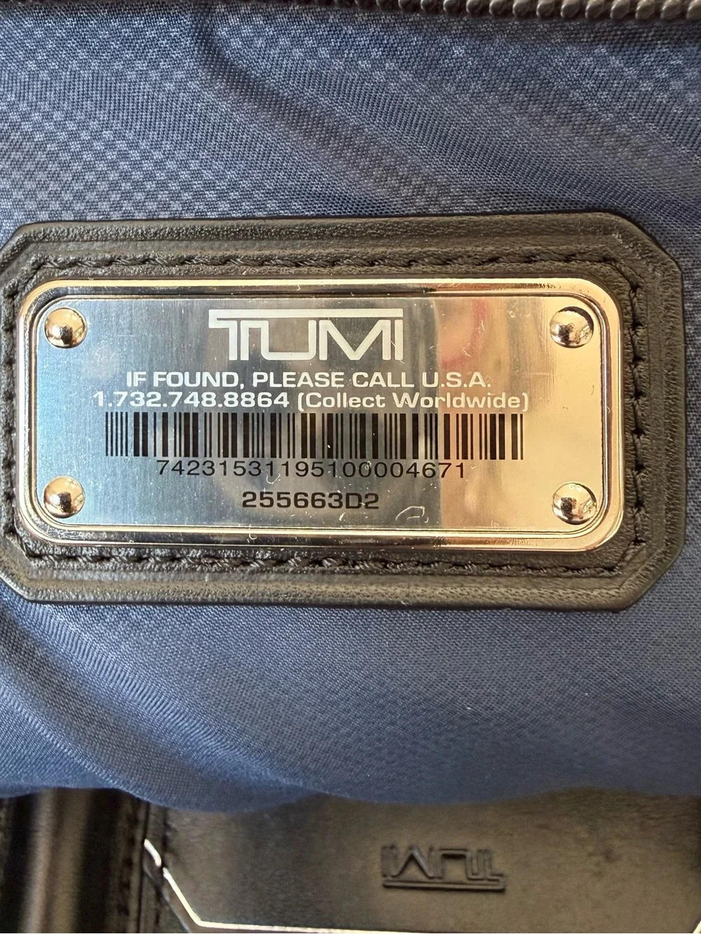 TUMI Arrivé McAllen Mobile Office Carry-On Compact Spinner Briefcase Black EUC